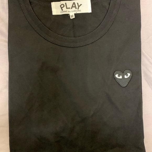 cdg tee black heart
